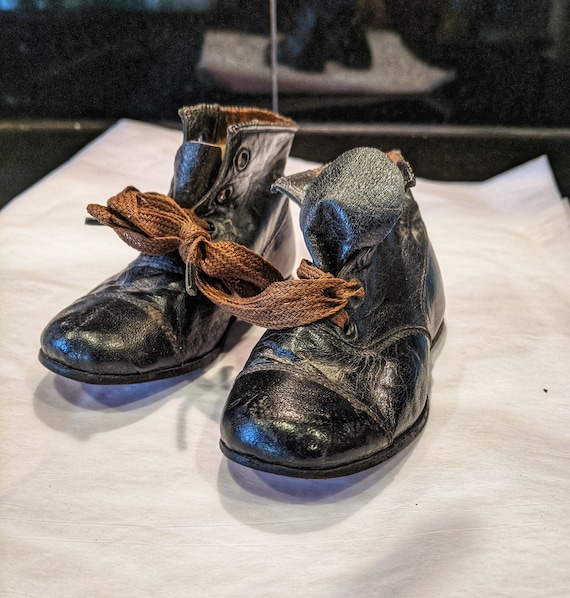Antique Dottie Dimple Leather Baby Shoes