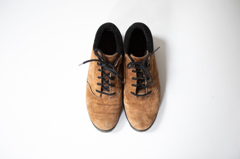 Vintage LA Gear Light Brown Ankle Boots 90/'s Suede Lace Shoes Women/'s Size 6.5