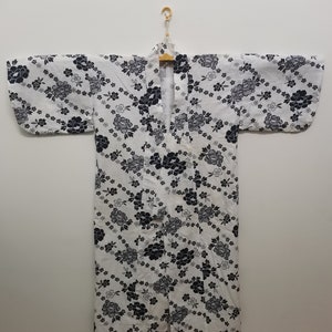 Japanese Cotton Yukata White Blue Flower Floral Pattern Vintage Long Kimono Robe #416