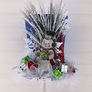 Christmas Decor, Top Hat, 7 in. tall x 7.5 in. width, Christmas Tree Topper, Snowman Ornaments, Retro Snowman Top Hat, Snowflake Decorations