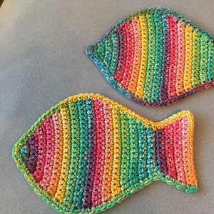 Fish wash cloths for bath / Rainbow colors / Set of 2 / 100% cotton / soft / gift for child