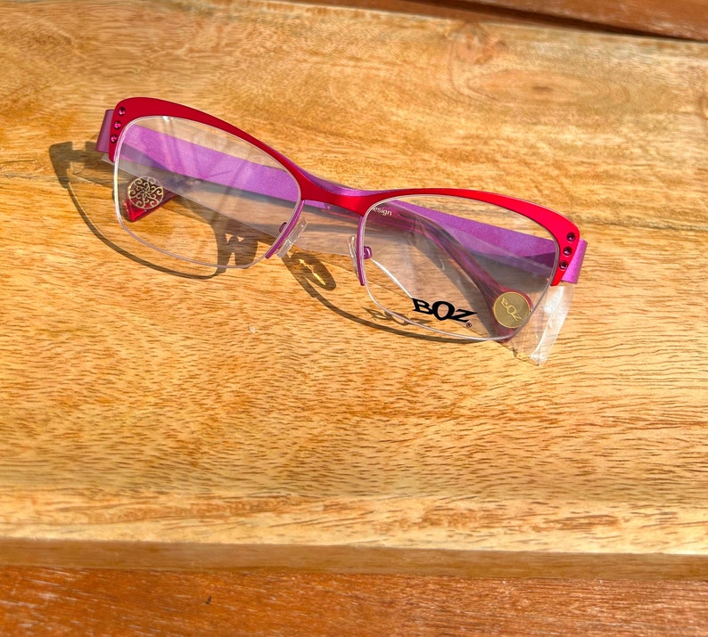 BOZ, Ventura Monture optique vintage Femme Lunettes de vue nylor Créateur Rétro violet et rose avec strass, Fabriqué en France, patented image 9