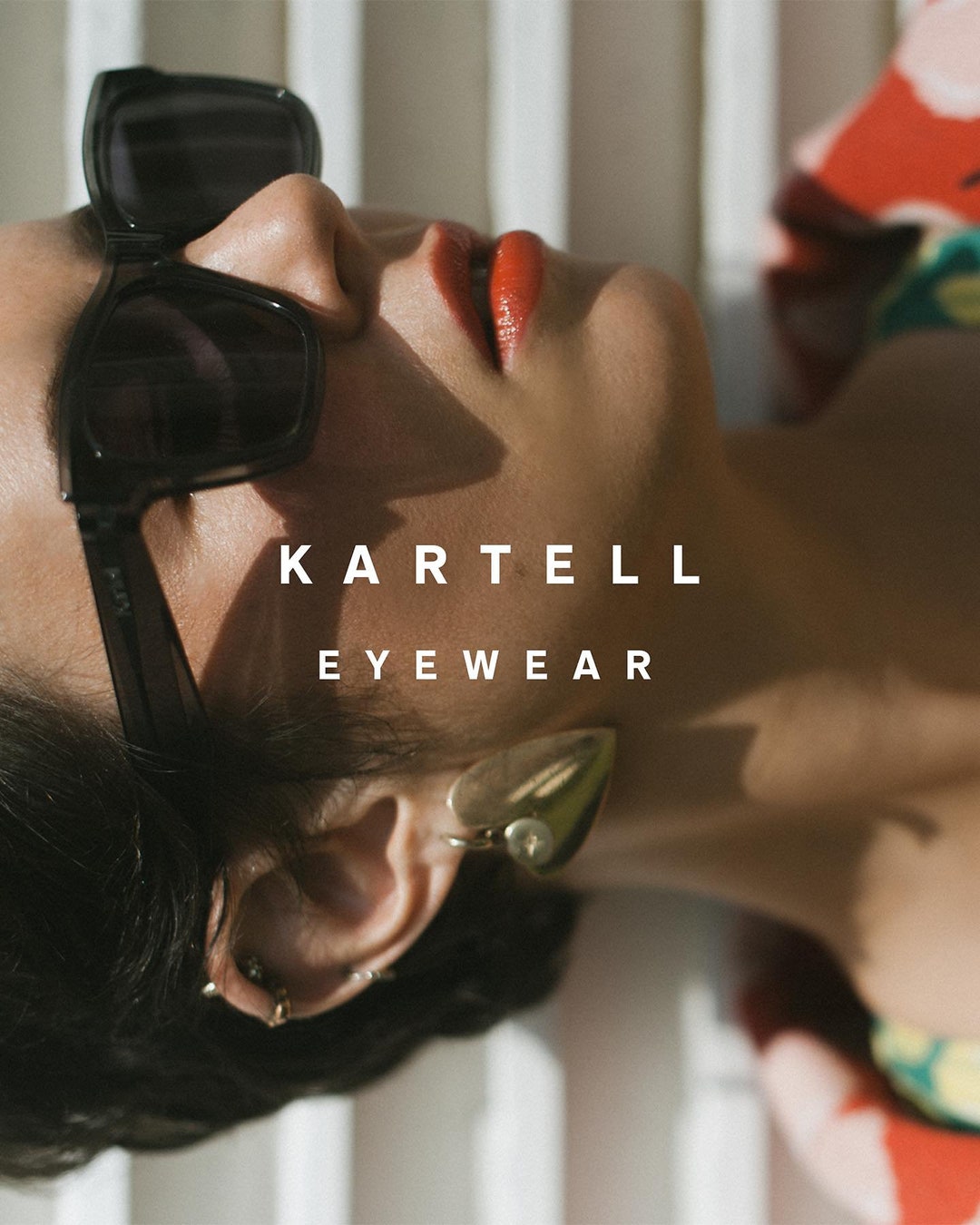 Lunettes De Soleil Kartell Lamina - Bleu Translucide Carré Vintage - Créateur
