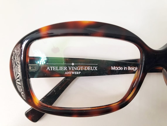 Createur belge ATELIER VINGT DEUX Monture optique Lunettes de vue ovale rectangulaire epaisse Ecaille marron fonce Fabrique en Belgique Etsy France