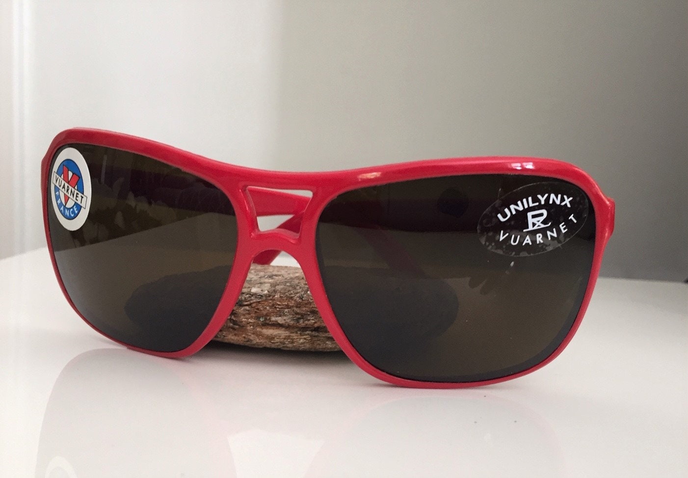 Lunettes De Soleil Vintage Vuarnet 003 – Monture Blanche, Verres Marron Foncé UV400
