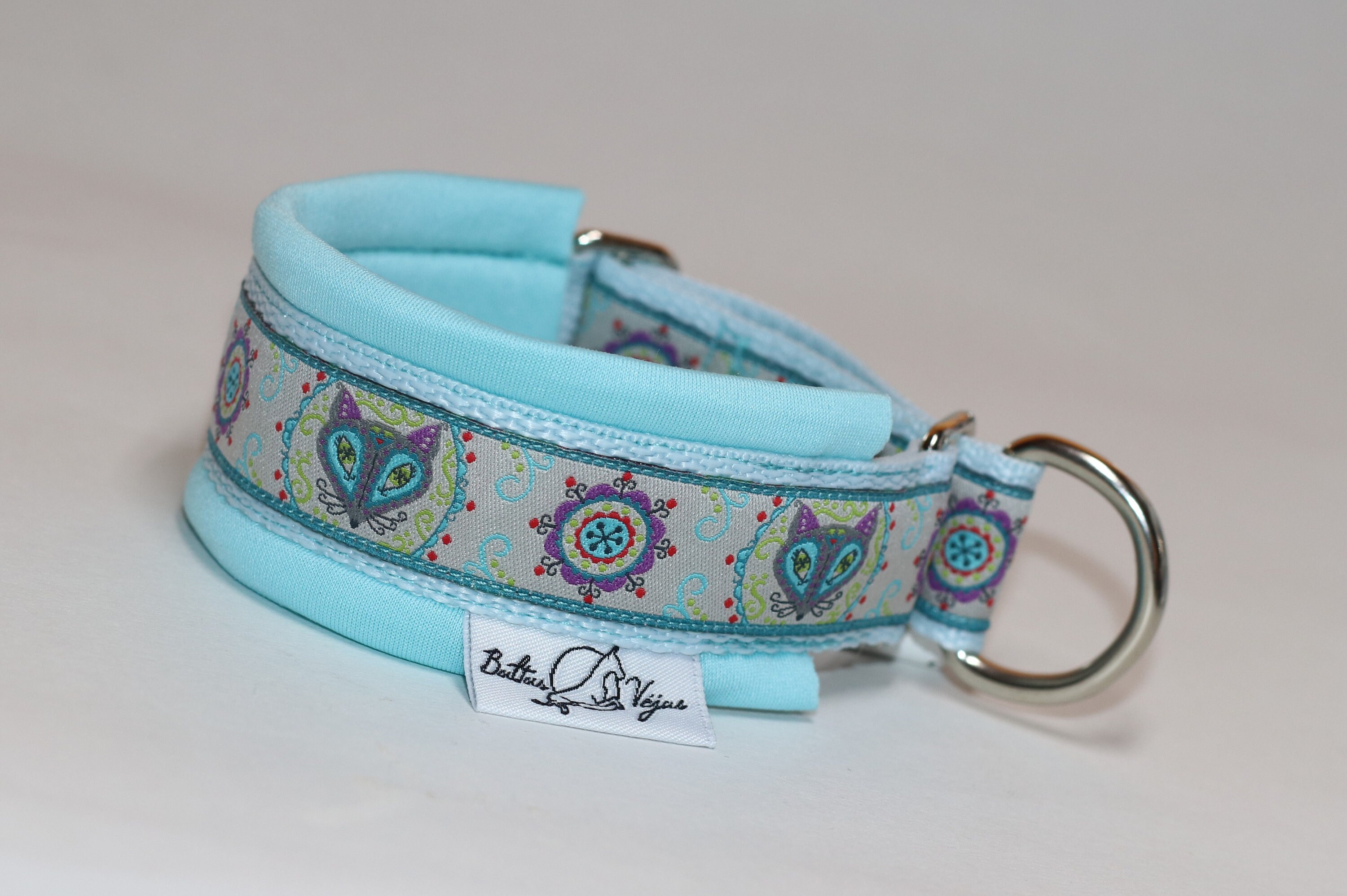 greyhound collar size