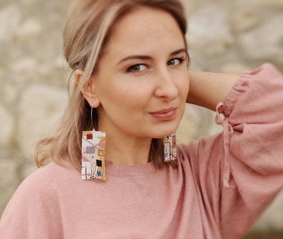 beige pastel declaración. Colores otoñales. - España