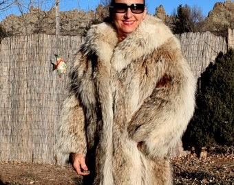 Medium Long Coyote Fur Coat Fur Jacket Fantastic Medium Long Coyote Fur Coat Fur Jacket Fantastic