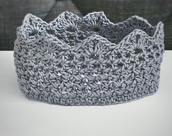 Crochet Pattern Crown Ear Warmer | crochet crown headband pattern
