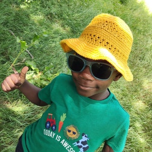 Easy crochet bucket hat pattern, summer sun hat