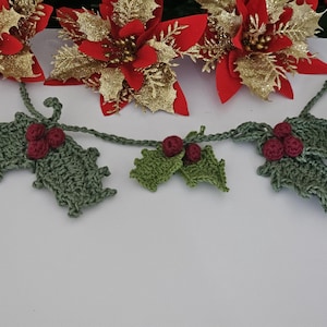 Crochet Holly Leaf Pattern | Holly applique tutorial