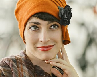 Wool Cloche Hat: Burnt Orange 1920s Style with Silk Lining