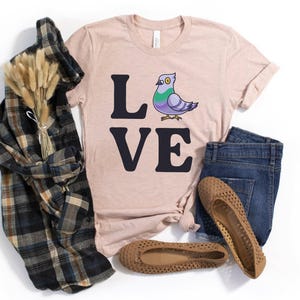 Pigeon Love Shirt / Pigeon Gift / Bird Lover  Gift / Pigeon Shirt / Pigeon Lover Shirt / Cute Pigeon Shirt / Pigeon Lover Gift