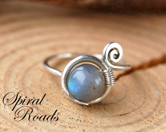 Labradorite silver ring Labradorite crystal ring Labradorite handmade ring