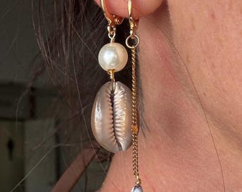 Handmade Hawaiian Cowrie shell Earrings: Island Jewelry