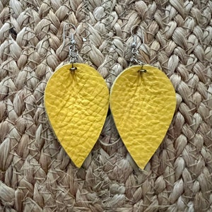 Leather earrings. Gifts. Moms . Mother’s Day. Christmas. Birthday. Yellow. Leaf