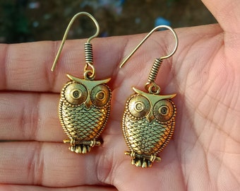 2 Patina Raw Brass Owl with Top Hat Stamping 68mm