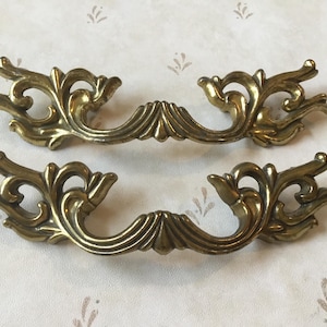 Vintage French Provincial Drawer Handles Pair of French Provincial 5 1/2” Cabinet Pulls 2 1/2” Centre Mount CANADA CH2360