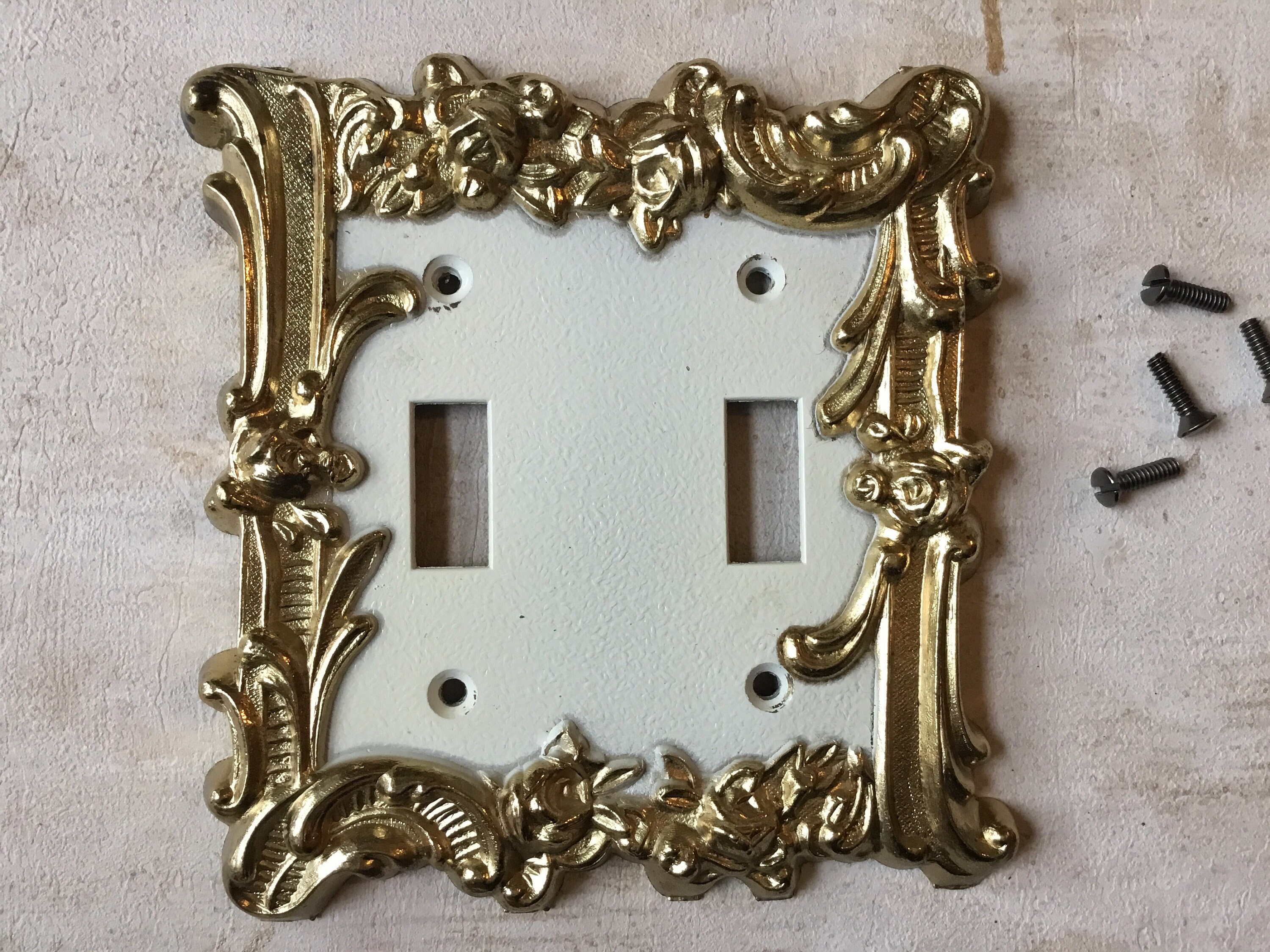 Insegna Latta Metallo Esche Artiglio Aquila – Coperchio Interruttore Luce Rustico Vintage Look