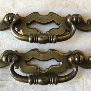 7 3/4” Pair of large Vintage 1970’s Cabinet Pull, Vintage Chest Handle Antique Bronze Vintage Trunk Handle 4” Centre Mounting holes