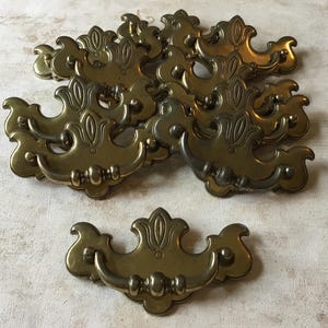 Brass Chippendale Drawer Pulls, Vintage Brass Chippendale Drawer Handles set of 10 Brass Vintage Bail Pulls 3” Centres CANADA CP2208