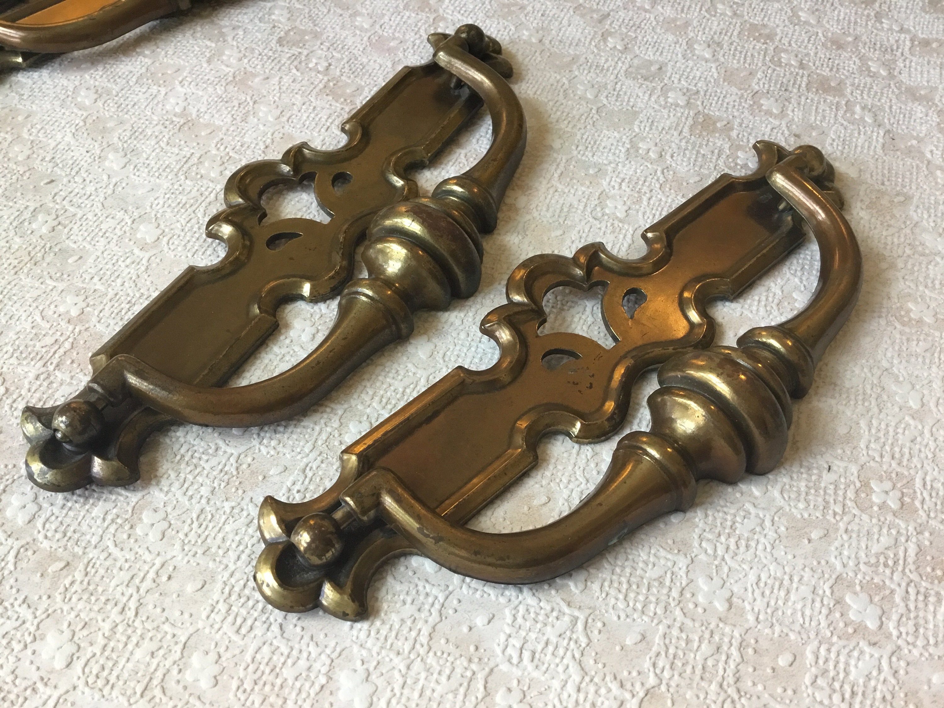 7 1/4 Par de grandes tirantes de gabinete vintage de la | Etsy