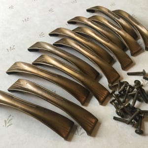 Art Deco Cabinet Pulls set of 12 Vintage Ribbed Art Deco Drawer Pulls with 4 1/4” Centre Mounting Holes Art Deco Drawer Handles