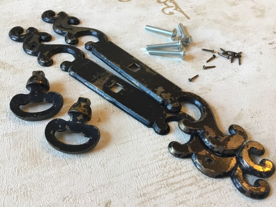 KBC Faux Key Drawer Pulls/matching Backplates Salvaged PAIR of Large