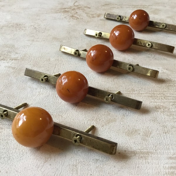 Retro Atomic Butterscotch Bakelite Pulls, set of 5 Art Deco Circular Bakelite Cabinet Pulls, Vintage 1950’s Atomic Era Credenza Handles