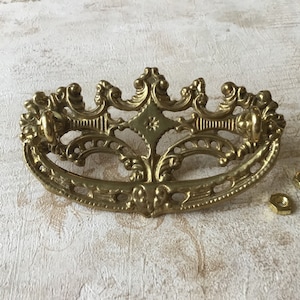 Vintage 1970’s Bail Pull New Old Stock Cast Brass Ornately Scrolled Bail Handle Pull Made in Tawain R.O.C.