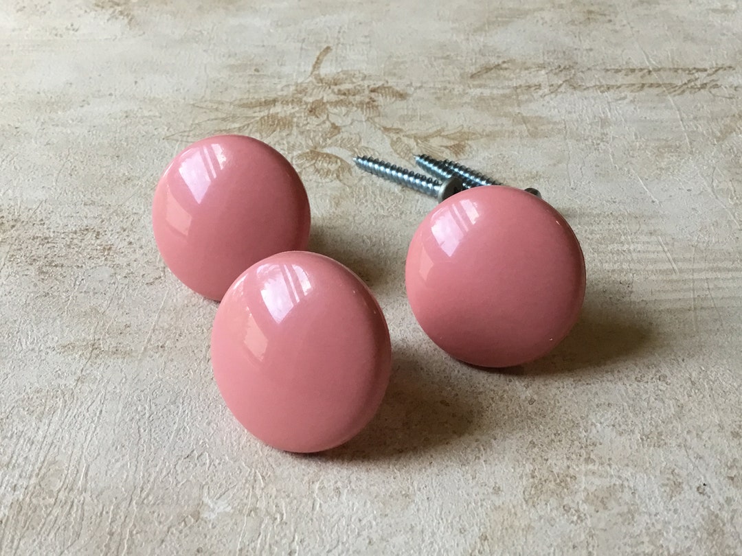 Vintage Pink Knobs, Set of 3 Vintage 1980s Pink Plastic Knobs