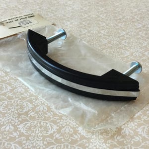 Asa de plástico vintage Art Deco de Frank Hacking, 4" (1940), 2 3/4" (7 cm)