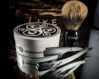 Mens Bathroom Starter Pack. Razor,  Shave Soap,  badger Brush, Murphy & McNeil Barbershop Mandate of Heaven Gift set