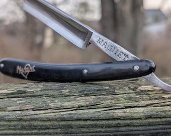 CS Bresnick Solingen Straight Razor. Shave Ready Magnet