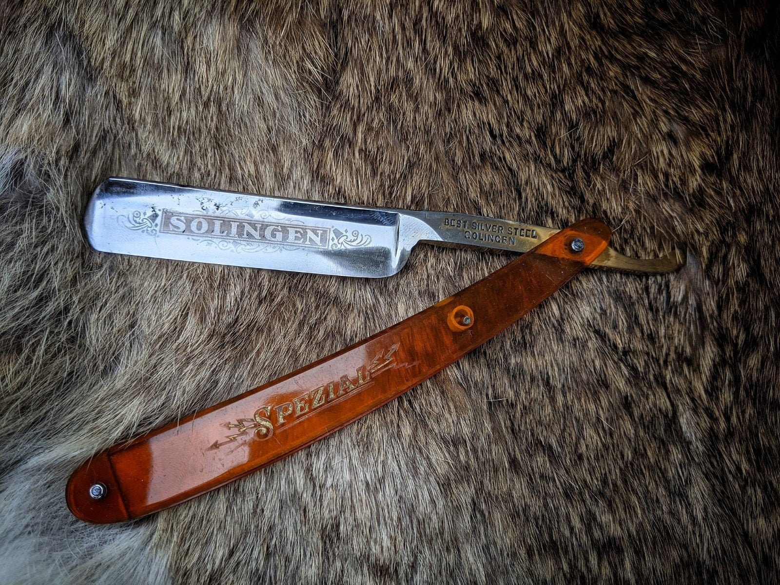 Solingen silver steel straight razor mid 1900s 11/16 Hollow ground