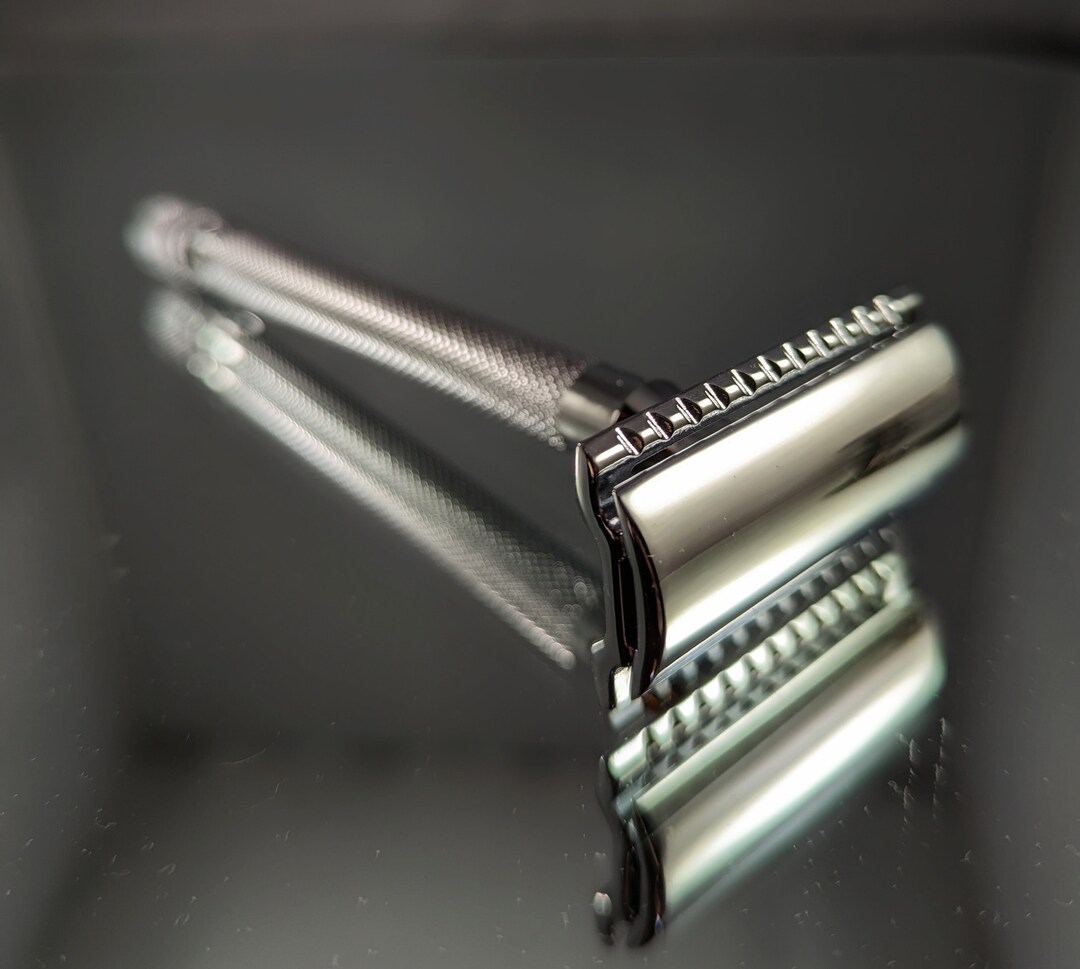 Merkur Double Edge Safety Razor, Straight Cut, Double Extra Long Handle