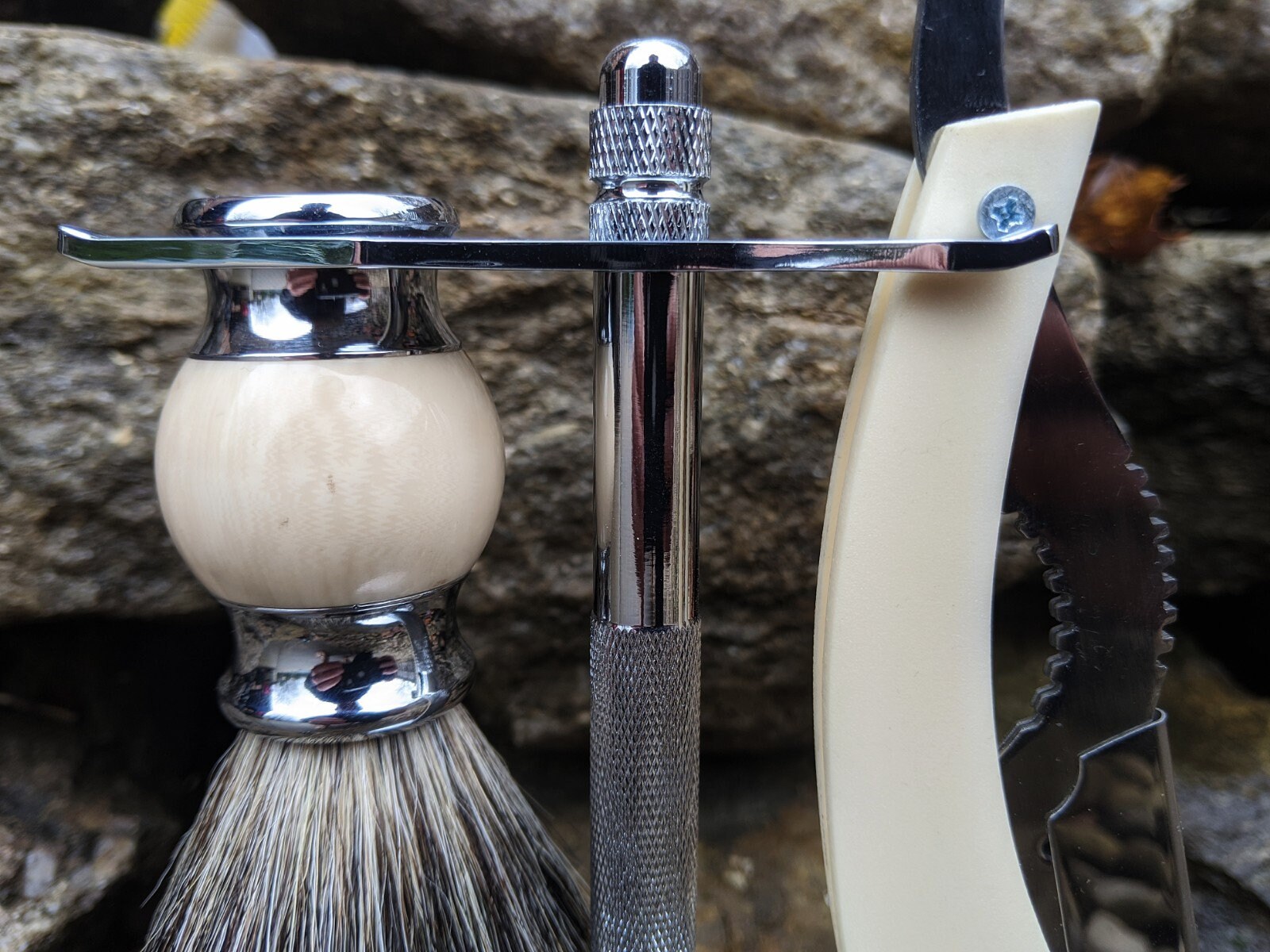 Discount Complete Shavette Set. Brush Stand Razor