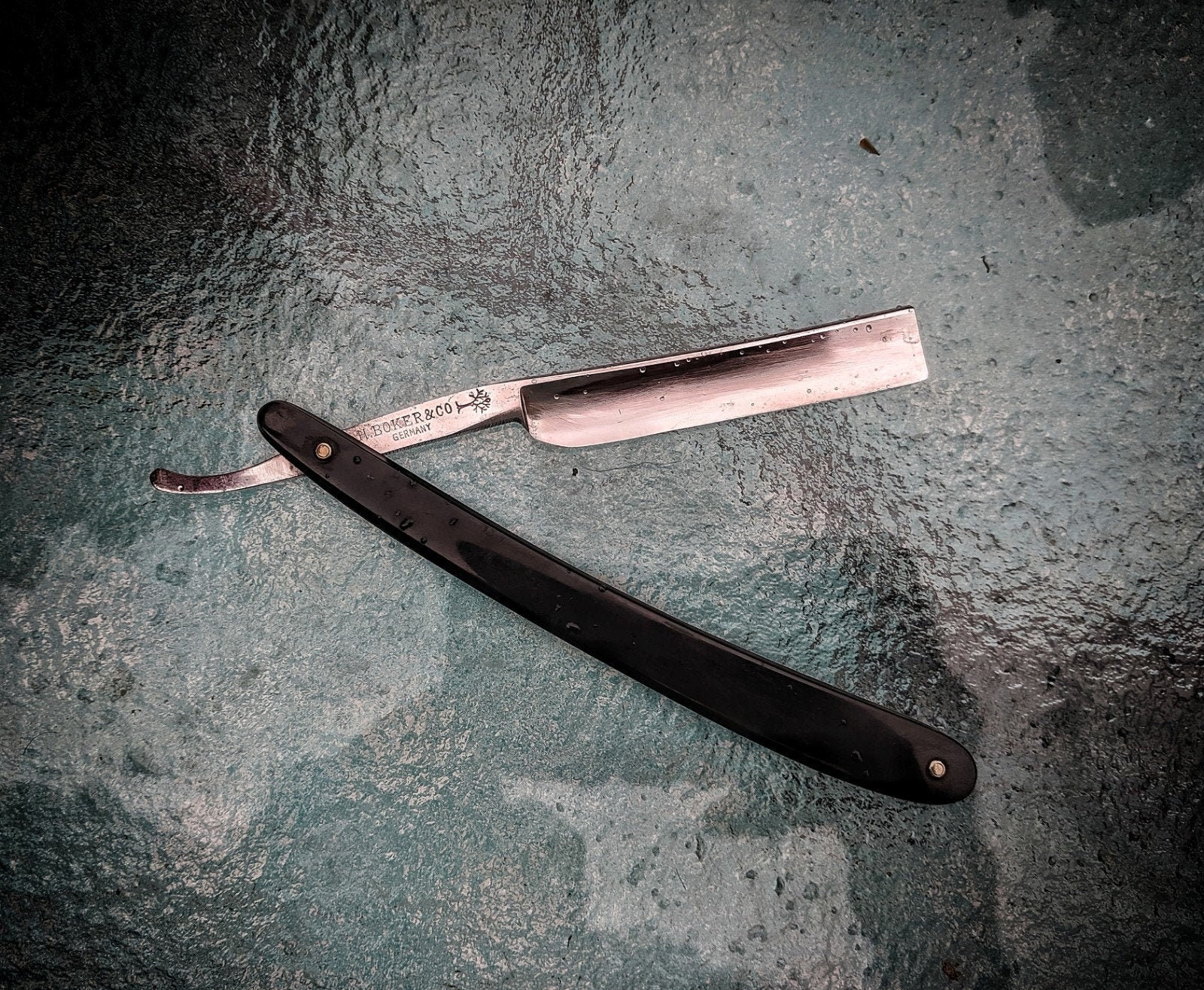 Little Boker Straight Razor Shave ready