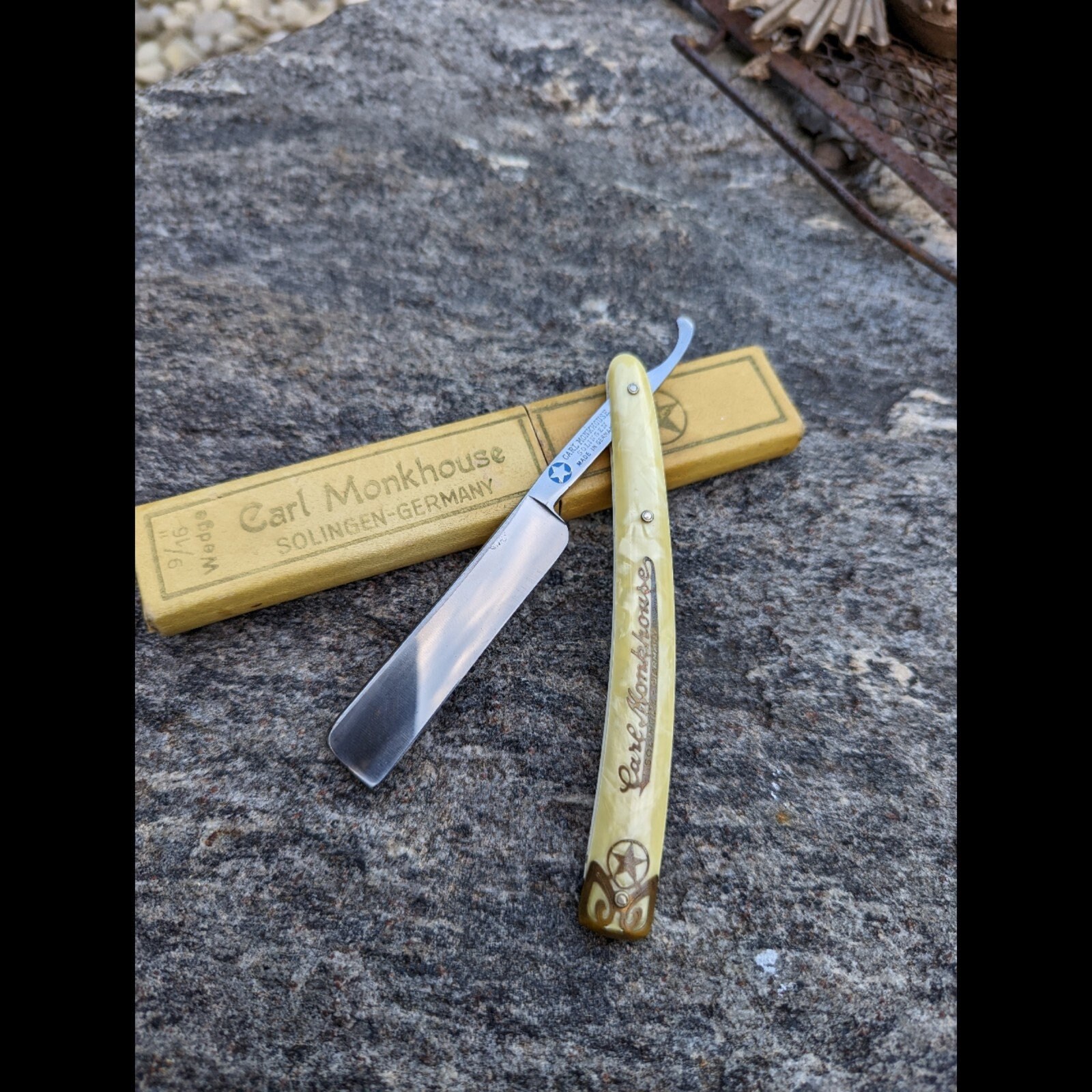 Vintage Straight Razor CMON STAINLESS Peter J Michels Brooklyn NY