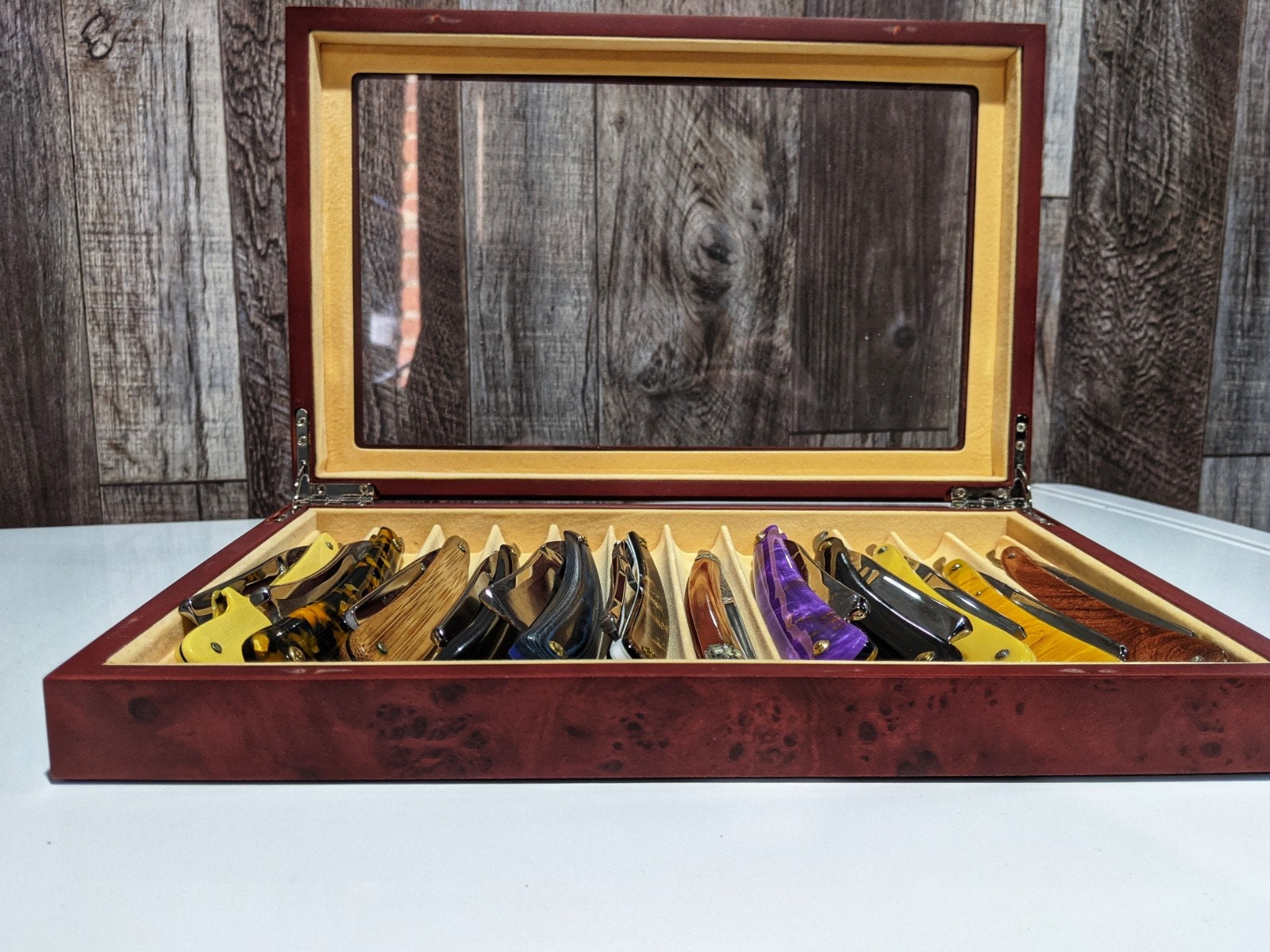 12 slot Straight Razor display. Glass, wood. metal holds all sizes
