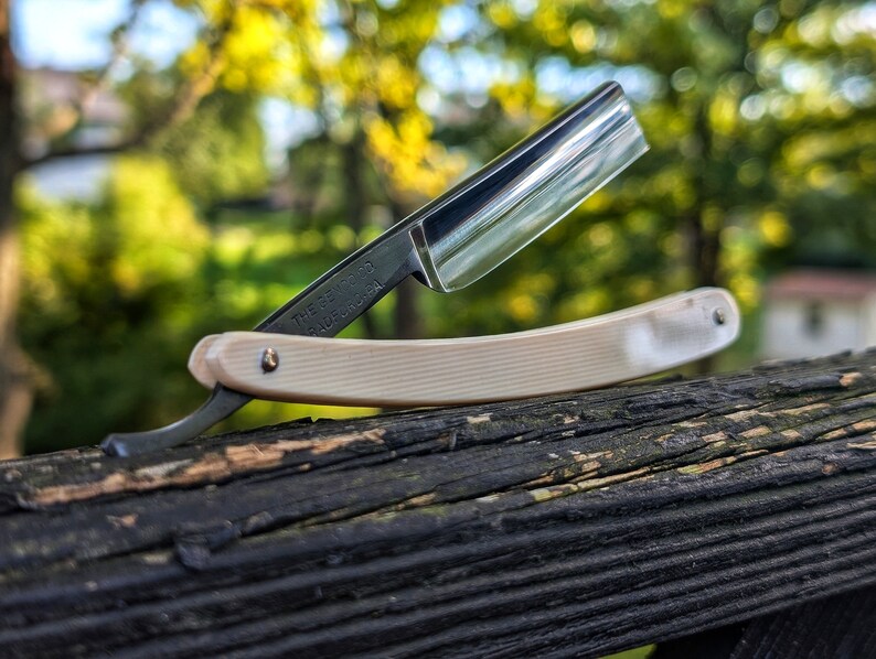 NOS 5/8 Genco Fluid Steel 1930s Straight Razor Shave Ready USA Made