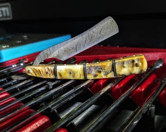 Damascus Steel Straight Razor Ram Horn Handle  brass  artistic collectors items and heirloom pieces 12% discount for Bitcoin