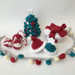 Crochet christmas ornaments, crochet christmas patterns, christmas crochet gifts, christmas amigurumi, crochet christmas tree, crochet santa