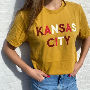 Mustard / Kansas City / Chiefs / T-Shirt