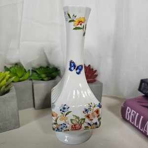 Vintage Aynsley vase cottage garden