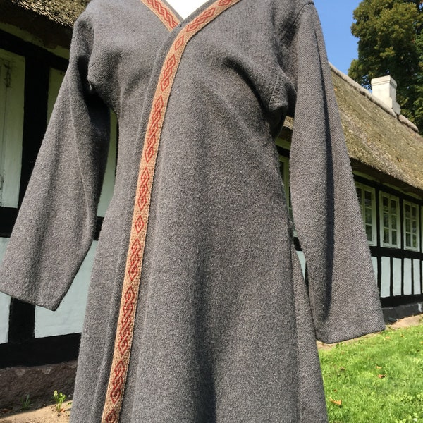 Hedeby coat