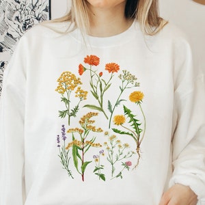 Herbalist Sweatshirt. Illustrated Plants Crewneck. Herbalist Gifts. Botanical Sweatshirt. Mothers Day, Grandmother Gift Idea