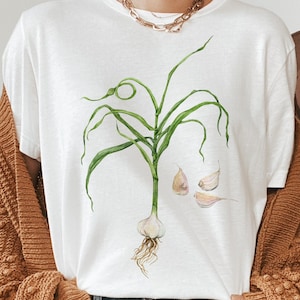Garlic lover shirt. Garlic plant tshirt. Garlic gift. Garlic watercolor food art shirt