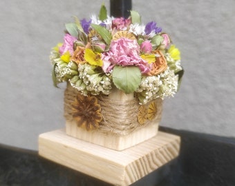 Unique mini-bouquet of dry kermek, roses, etc. Bouquet on a wooden stand made of ash. A small bouquet of flowers.A perfect gift for her. N15