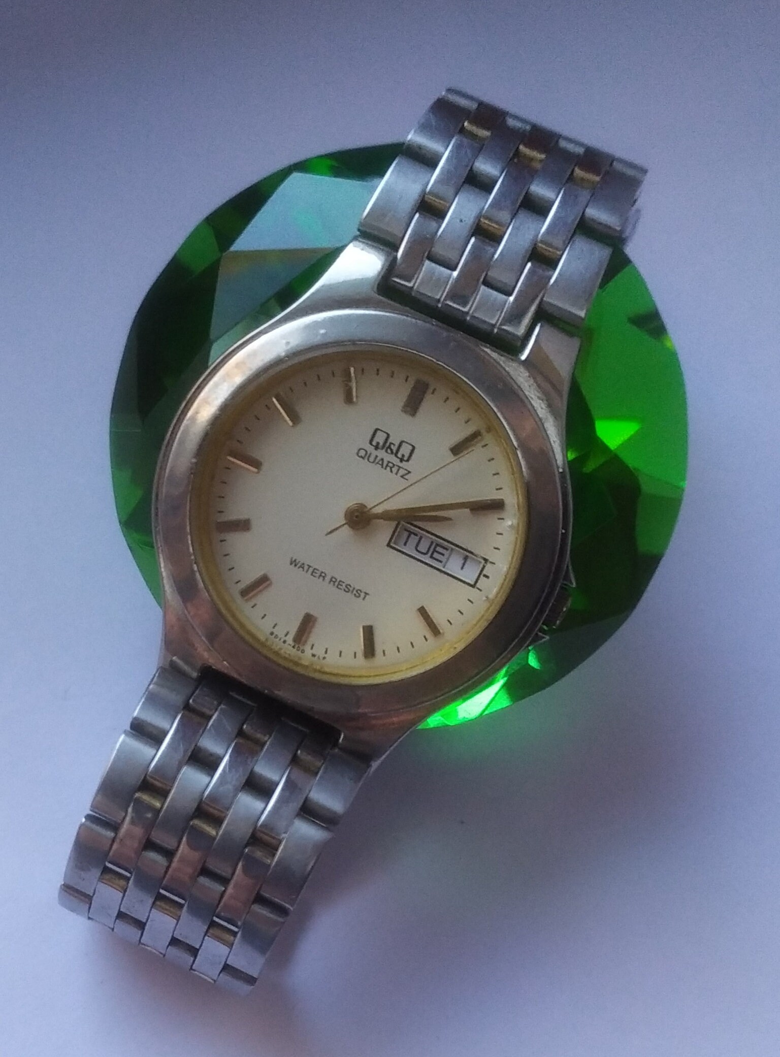 Vintage Men's Watch Q&Q. Men's Quartz Wrist Watch in Silver Vintage Men's Watch Q&Q. Men's Quartz Wrist Watch in Silver